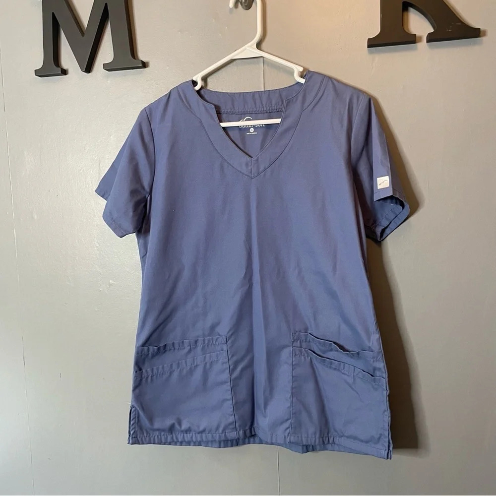 Butter soft slate blue scrub top women’s size small